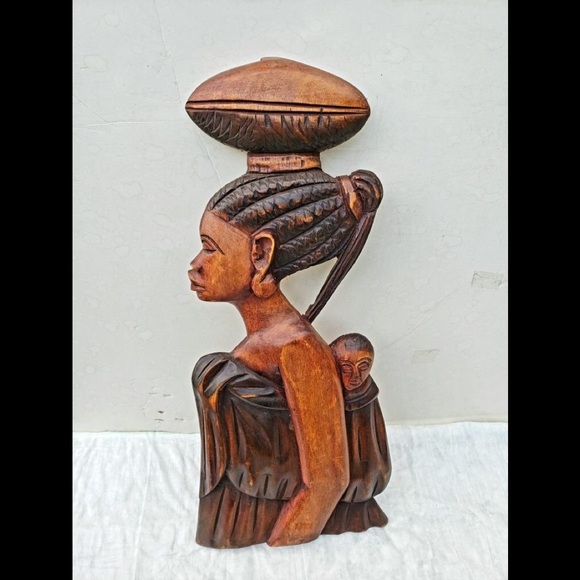 Ghana Wooden carving